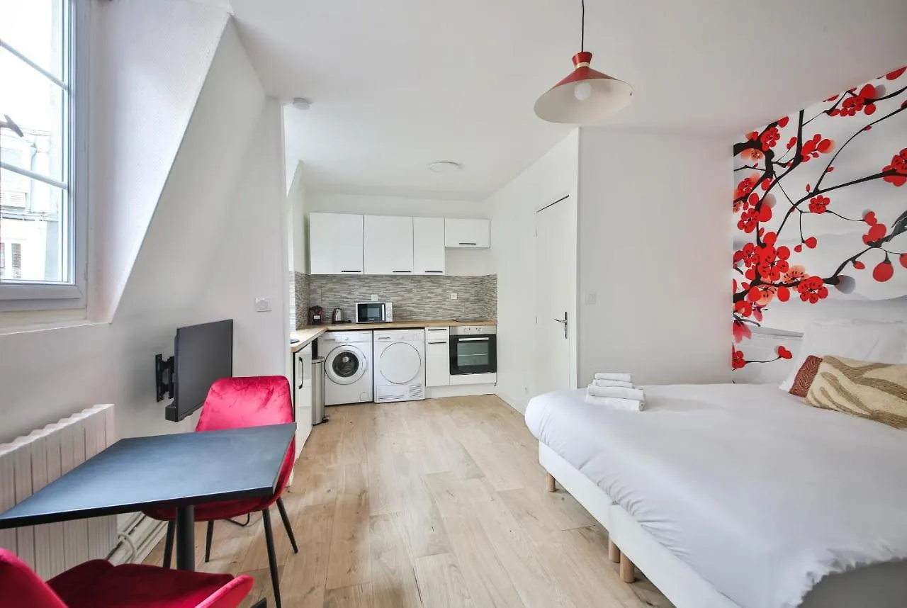 42#Studio 2Pers#Sevres-Lecourbe#Necker Paris France